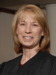 Iowa Supreme Court Justice to Address Law Grads Drake University Newsroom