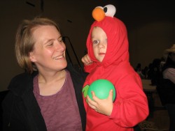 Photo of child at 2005 Halloween Hoops