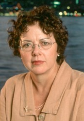 photo of Laurie Garrett