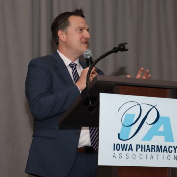 Dean Maki giving a speech at the IPA Annual Meeting