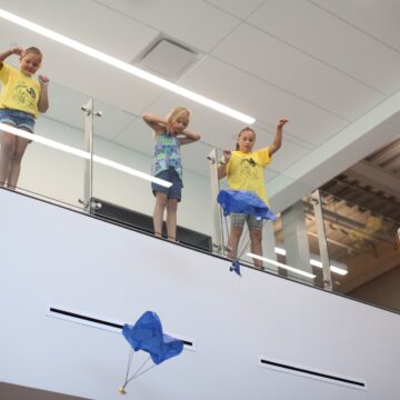 Spanish Immersion Camp Combines STEM, Culture, and Experiential Learning at Drake