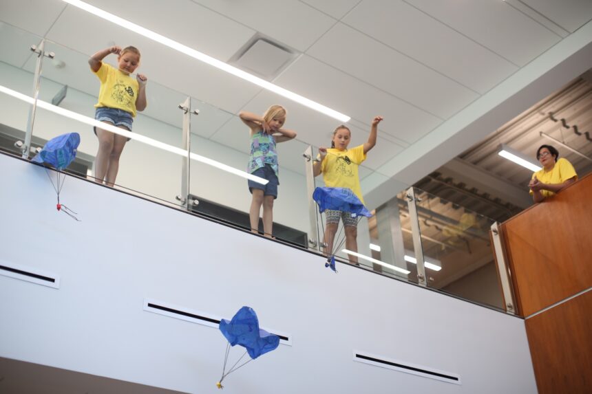 Spanish Immersion Camp Combines STEM, Culture, and Experiential Learning at Drake