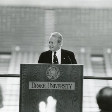 Remembering University Benefactor and Longtime Trustee Bill Knapp