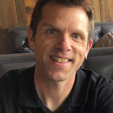 $4 Million Alumni Gift Establishes Endowed Chair in Drake Biology Department