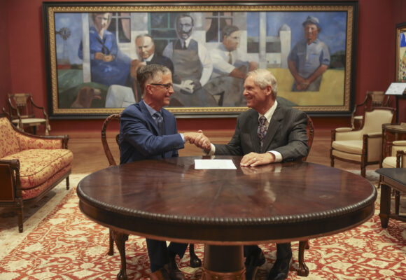 Drake University to House Personal and Professional Papers of Former Governor and U.S. Secretary of Agriculture Tom Vilsack 