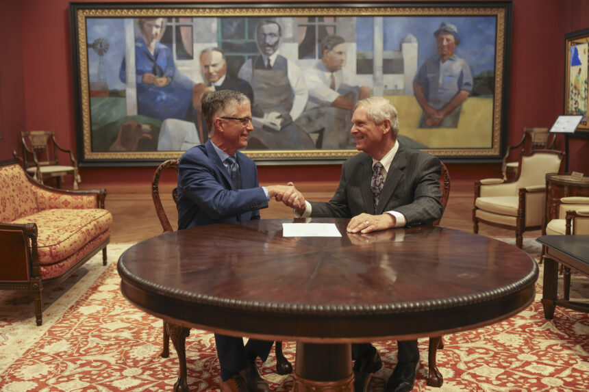 Drake University to House Personal and Professional Papers of Former Governor and U.S. Secretary of Agriculture Tom Vilsack 